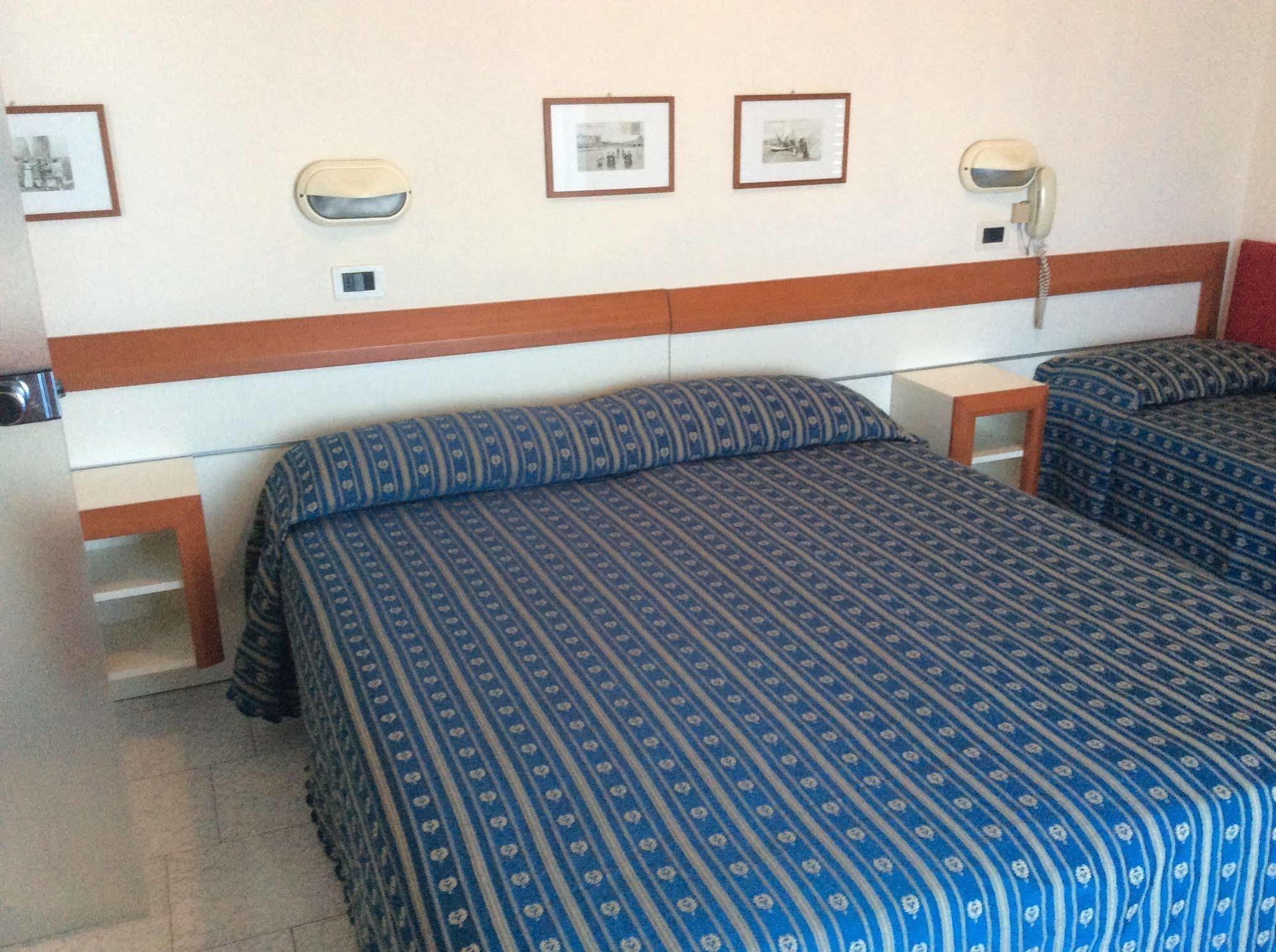 Hotel Melita Rimini Bagian luar foto